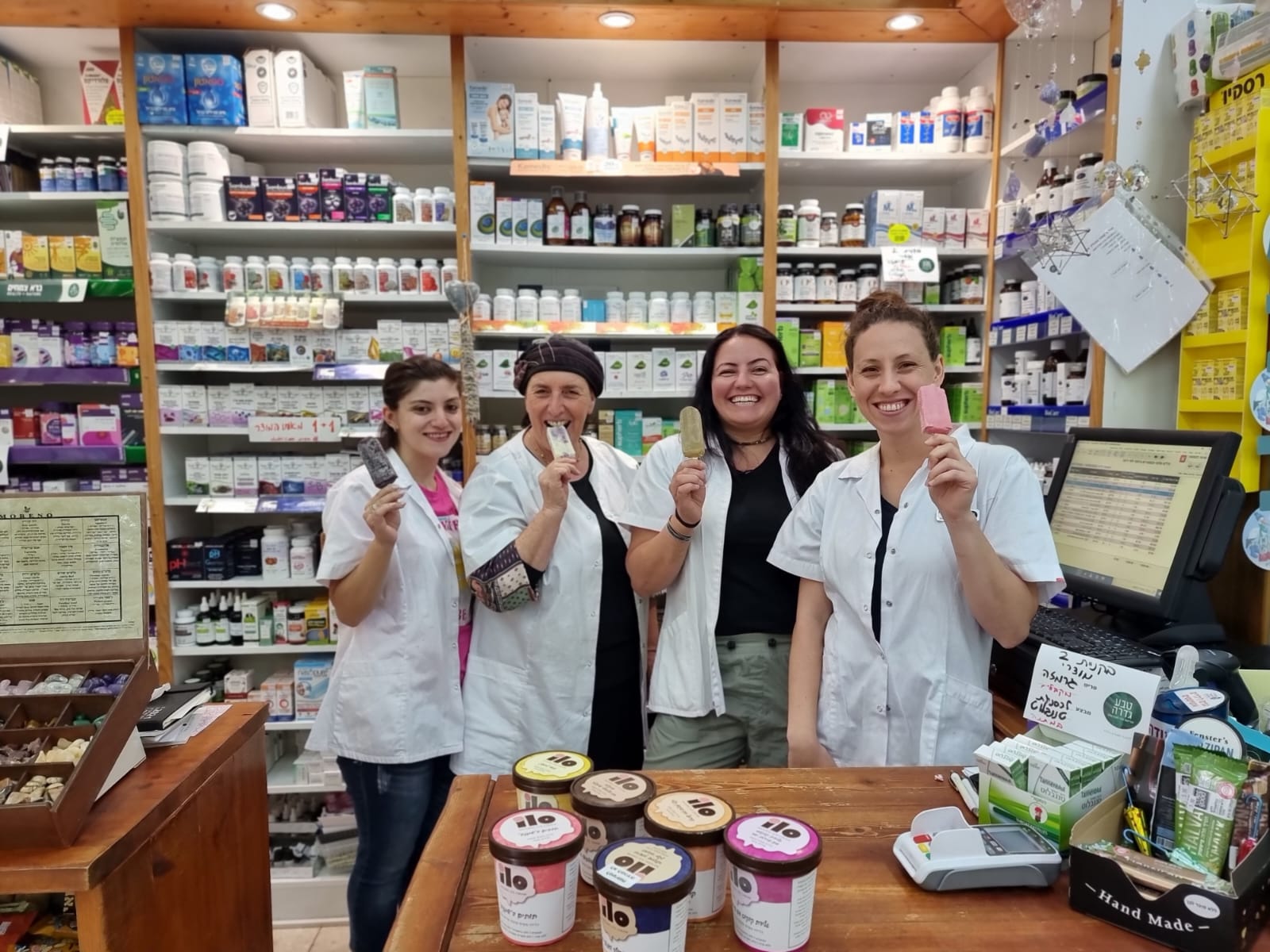 תמונה של הצוות